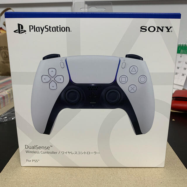 PlayStation(プレイステーション)のps5 コントローラー エンタメ/ホビーのゲームソフト/ゲーム機本体(家庭用ゲーム機本体)の商品写真