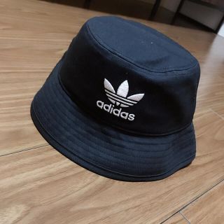 アディダス(adidas)のadidas  バケットハット(ハット)