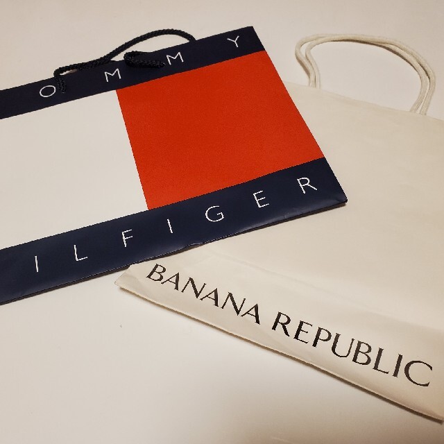 TOMMY HILFIGER(トミーヒルフィガー)のTOMMY HILFIGER　　バナナ・リパブリック レディースのバッグ(ショップ袋)の商品写真