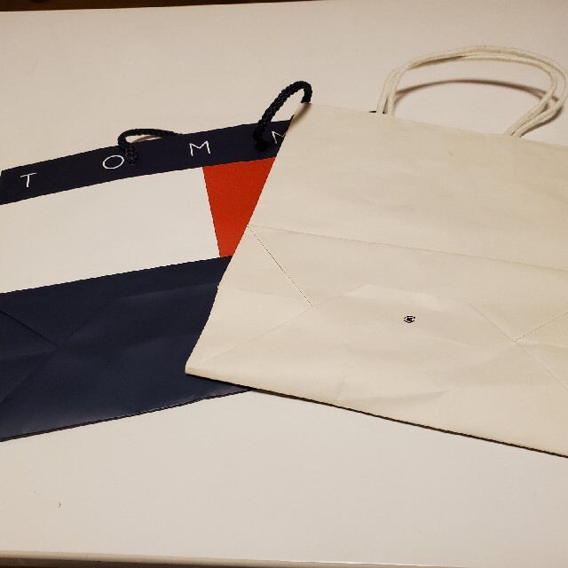 TOMMY HILFIGER(トミーヒルフィガー)のTOMMY HILFIGER　　バナナ・リパブリック レディースのバッグ(ショップ袋)の商品写真