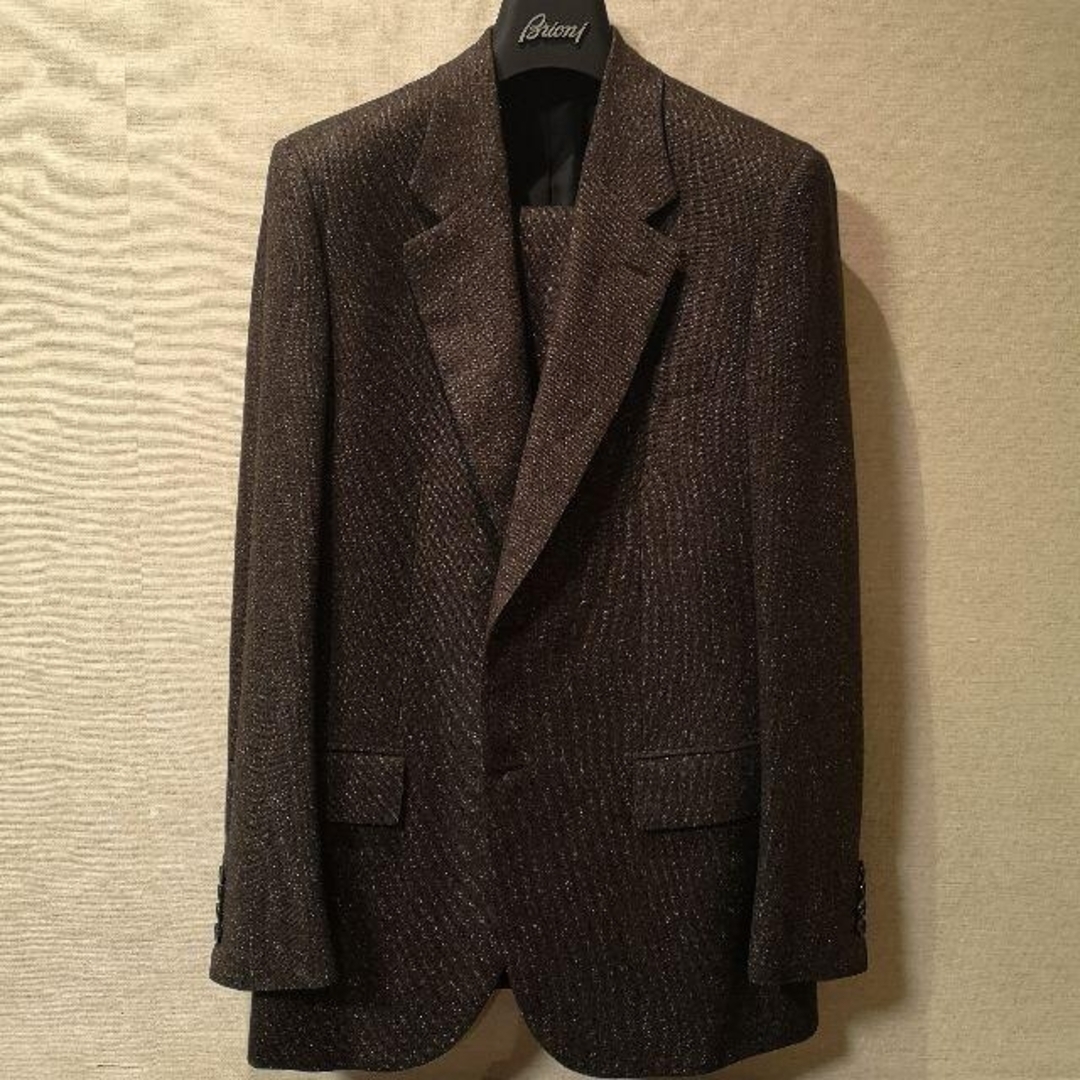 Brioni(ブリオーニ)のブリオーニ スーツ サイズ５０ 茶系 メンズのスーツ(セットアップ)の商品写真