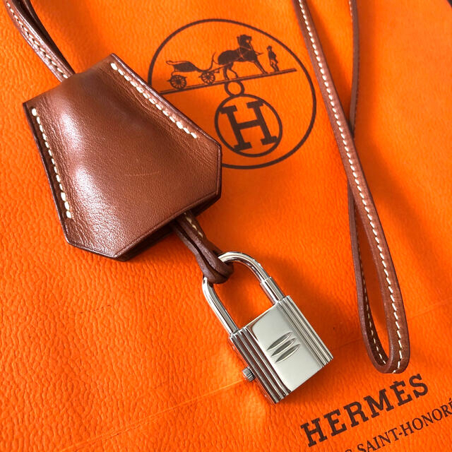 Hermes(エルメス)の極美品☆箱、紙袋付き！エルメス HERMES ケリーウォッチ クロシェット 時計 レディースのファッション小物(腕時計)の商品写真