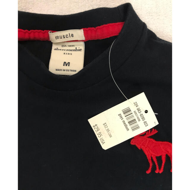 Abercrombie&Fitch(アバクロンビーアンドフィッチ)のアバクロ　キッズ　長袖Tシャツ　M 新品未使用 キッズ/ベビー/マタニティのキッズ服男の子用(90cm~)(Tシャツ/カットソー)の商品写真