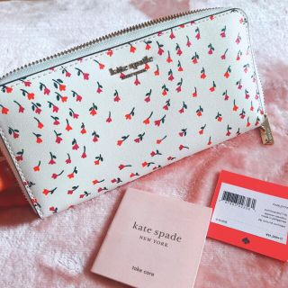 ケイトスペードニューヨーク(kate spade new york)のkate spade   長財布(長財布)