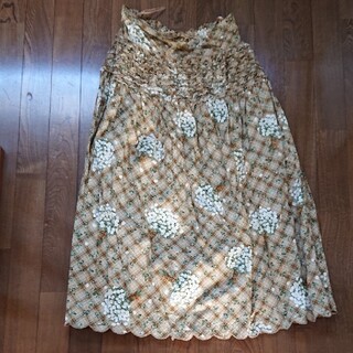 カネコイサオ(KANEKO ISAO)のロングスカート裾フリル(ロングスカート)