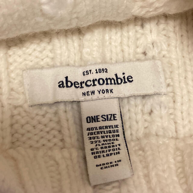 Abercrombie&Fitch(アバクロンビーアンドフィッチ)のアバクロニット帽⭐︎未使用⭐︎ レディースの帽子(ニット帽/ビーニー)の商品写真