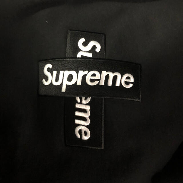 Supreme cross box logo fooded sweatshirt