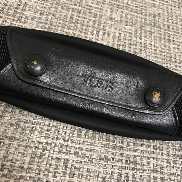 TUMI(トゥミ)の最終価格です、お早めに！！TUMI ベルトのみ メンズのバッグ(ビジネスバッグ)の商品写真