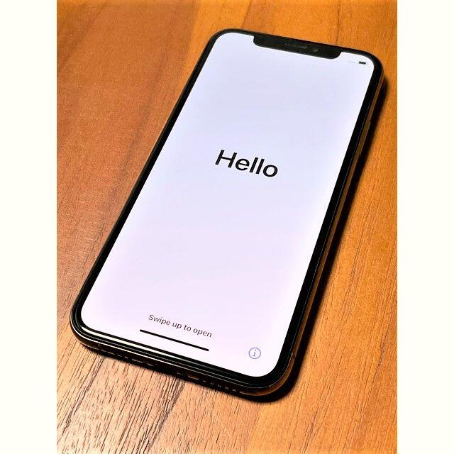 Apple(アップル)のiPhoneXS GOLD 256GB SIMフリー(ジャンク) スマホ/家電/カメラのスマートフォン/携帯電話(スマートフォン本体)の商品写真