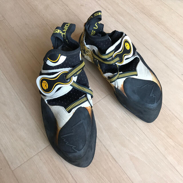 LA SPORTIVA(スポルティバ)のスポルティバ　ソリューション　39 スポーツ/アウトドアのアウトドア(登山用品)の商品写真