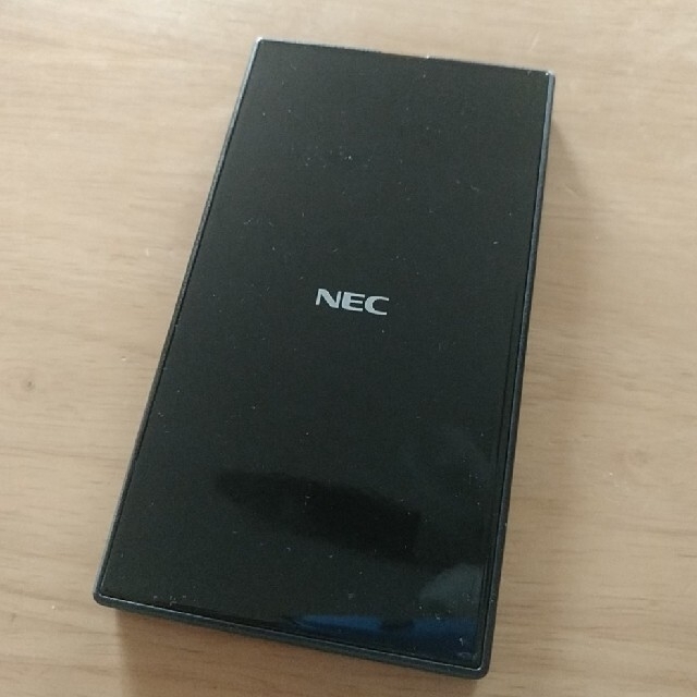 NEC(エヌイーシー)のNEC SIMフリー モバイルルーター Aterm MR05LN スマホ/家電/カメラのスマートフォン/携帯電話(その他)の商品写真