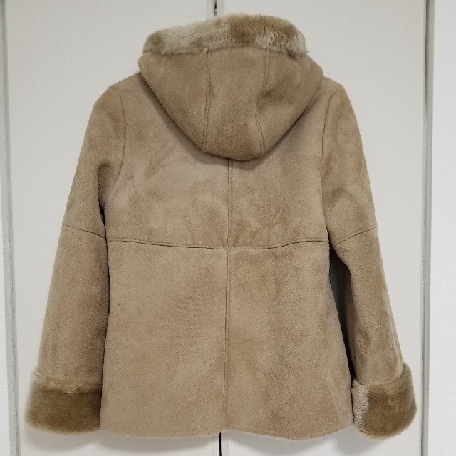 コート　サイズ38 レディースのジャケット/アウター(毛皮/ファーコート)の商品写真