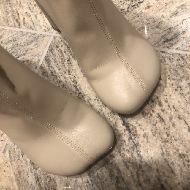 mm6 maison margiela ソックスブーツ  ヌードカラー ブーツ