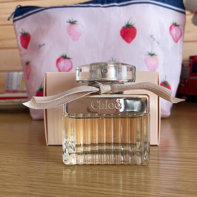 Chloe(クロエ)のクロエ香水꙳★*ﾟオードパルファム50ml コスメ/美容の香水(香水(女性用))の商品写真