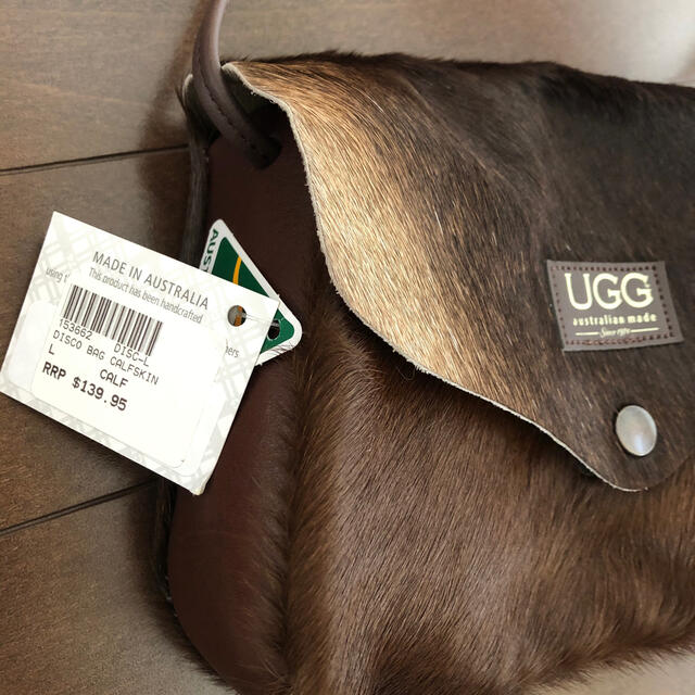 UGG(アグ)のUGG カンガルーバッグ　オーストラリア限定 レディースのバッグ(ショルダーバッグ)の商品写真