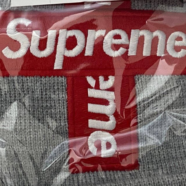 Supreme(シュプリーム)のsupreme Cross Box Logo Beanie Grey メンズの帽子(ニット帽/ビーニー)の商品写真