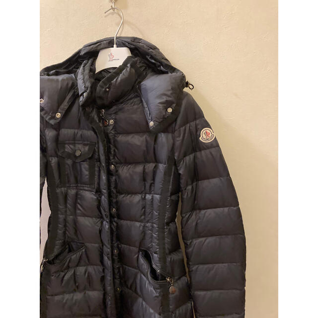 MONCLER(モンクレール)のMoncler エルミンヌ　ブラック　黒　00 モンクレール　北川景子 レディースのジャケット/アウター(ダウンコート)の商品写真