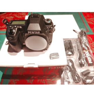 ペンタックス(PENTAX)の★新同品！ペンタックスK5-Ⅱ ブラックボディ(デジタル一眼)