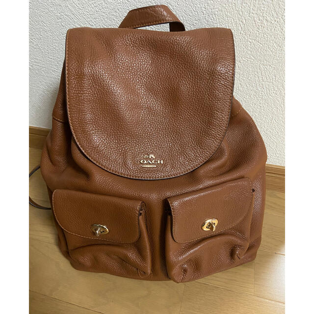 COACH(コーチ)の【使用品】コーチ リュックサック キャメル　レザー レディースのバッグ(リュック/バックパック)の商品写真