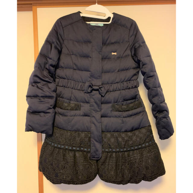 TOCCA(トッカ)の極美品　TOCCA ダウンコート　ネイビー　140 キッズ/ベビー/マタニティのキッズ服女の子用(90cm~)(コート)の商品写真