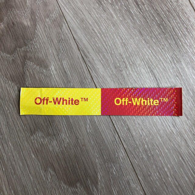 OFF-WHITE(オフホワイト)のOff-White ステッカー 値下げ不可 メンズのファッション小物(その他)の商品写真