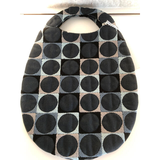 mina perhonen(ミナペルホネン)のミナペルホネン  つづく展限定　エッグバッグ　pallo ブルー レディースのバッグ(トートバッグ)の商品写真