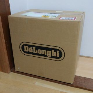 デロンギ(DeLonghi)のデロンギ マグニフィカ ESAM03110S 工場整備品(エスプレッソマシン)