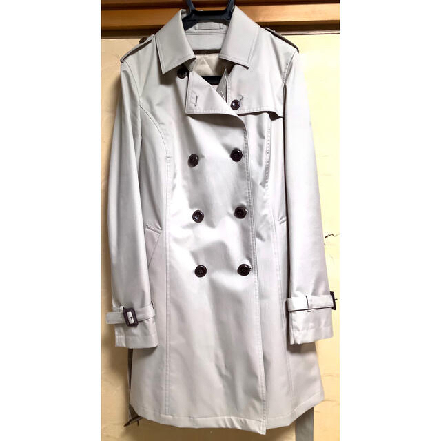 青山(アオヤマ)のトレンチコート ベージュ　洋服の青山　撥水　裏地 レディースのジャケット/アウター(トレンチコート)の商品写真