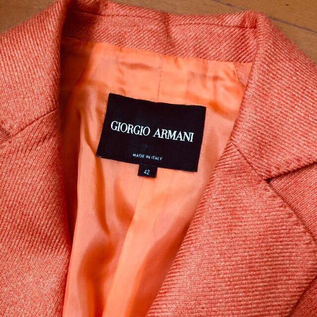 Giorgio Armani(ジョルジオアルマーニ)のジョルジオアルマーニ オレンジ テーラードジャケット イタリア製 42 M 美品 レディースのジャケット/アウター(テーラードジャケット)の商品写真