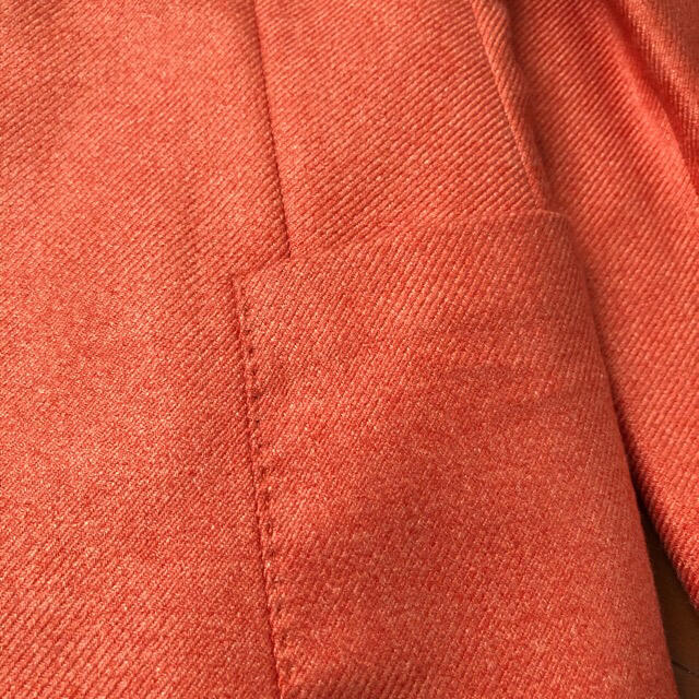 Giorgio Armani(ジョルジオアルマーニ)のジョルジオアルマーニ オレンジ テーラードジャケット イタリア製 42 M 美品 レディースのジャケット/アウター(テーラードジャケット)の商品写真
