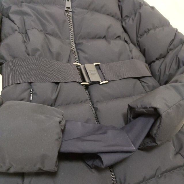 HERNO(ヘルノ)のHERNO ダウンコート 40サイズ レディースのジャケット/アウター(ダウンコート)の商品写真