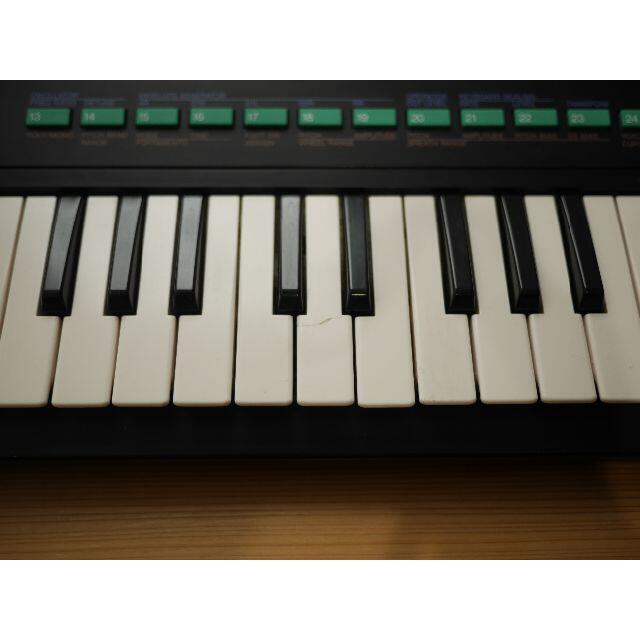 YAMAHA DX100 FM音源シンセサイザー 専用ソフトケース付き YAMAHA DX100 FM音源シンセサイザー 専用ソフトケース付き