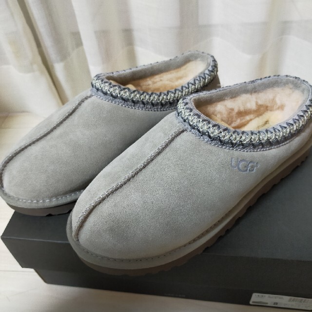 UGG(アグ)の✲新品✲ UGG  26cm ムートン タスマン メンズシューズ メンズの靴/シューズ(スリッポン/モカシン)の商品写真