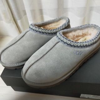 アグ(UGG)の✲新品✲ UGG  26cm ムートン タスマン メンズシューズ(スリッポン/モカシン)