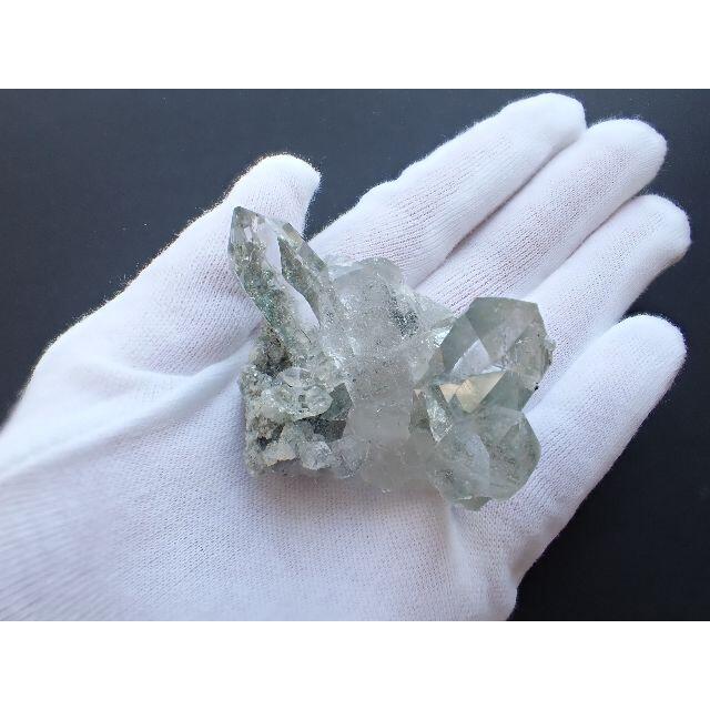 水晶／緑【鉱物標本】