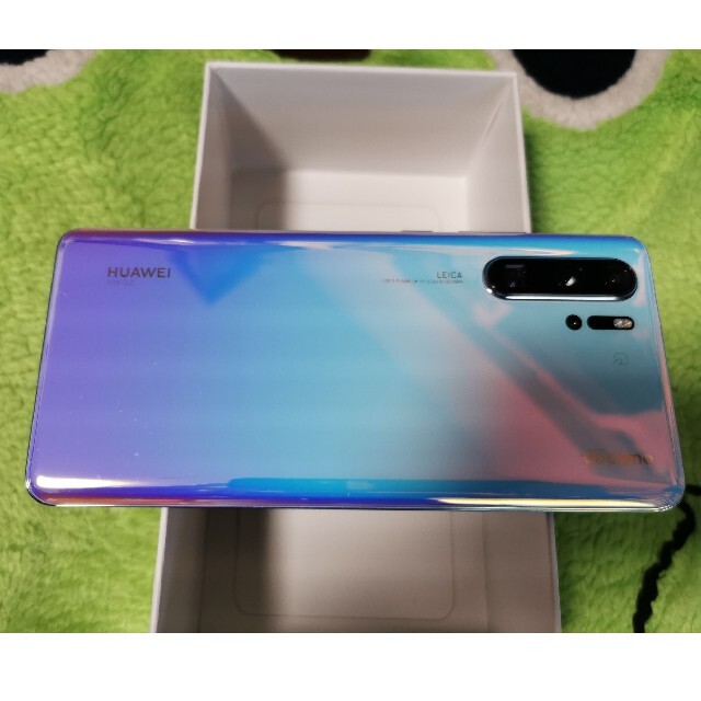 美品　HUAWEI P30 Pro HW-02Lブリージングクリスタル