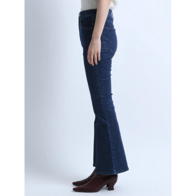 JEANASIS(ジーナシス)の【JEANASIS eL】Tight FlareDenimPants レディースのパンツ(デニム/ジーンズ)の商品写真