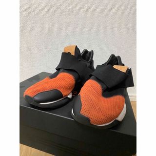 ワイスリー(Y-3)のヨウジヤマモト    kusari  スニーカー(スニーカー)