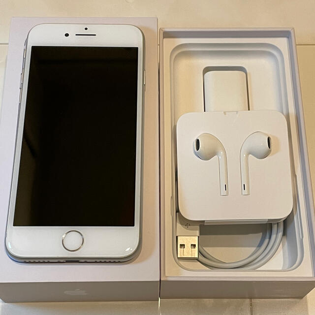 【美品】iPhone 8 Silver 64GB SIMフリーiphone8