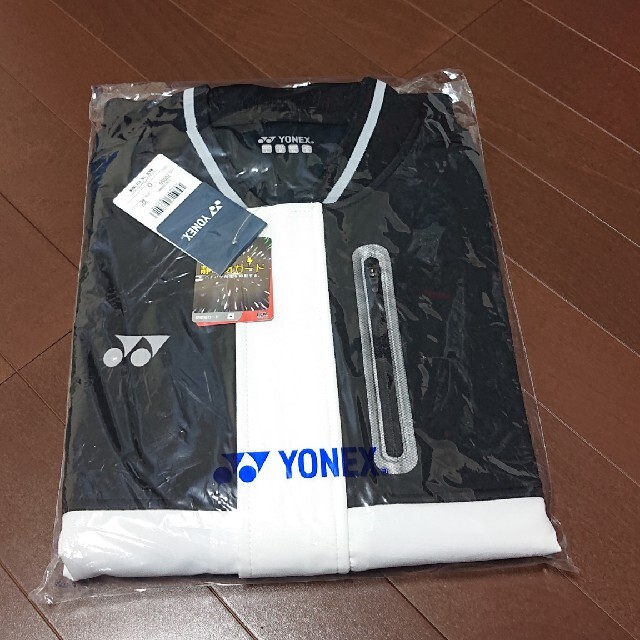 YONEX 新品 YONEX ヨネックス ウェア サイズ Ｏ 上着 ウォームアップの通販 by じょろり's shop｜ヨネックスならラクマ