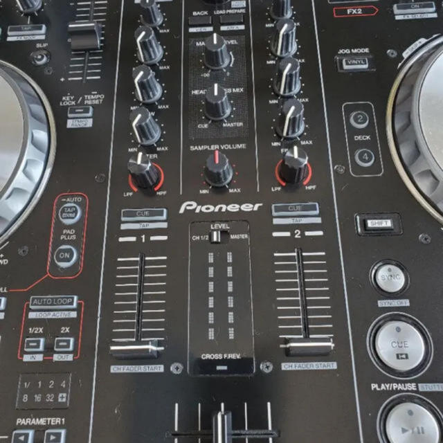 Pioneer DJ controller DDJ-SR serato Pioneer DJ controller DDJ-SR serato