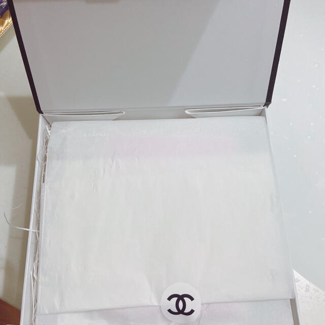 CHANEL(シャネル)のシャネル　CHANEL チャンスオータンドゥルオードトワレ　新品 ギフトbox コスメ/美容の香水(香水(女性用))の商品写真