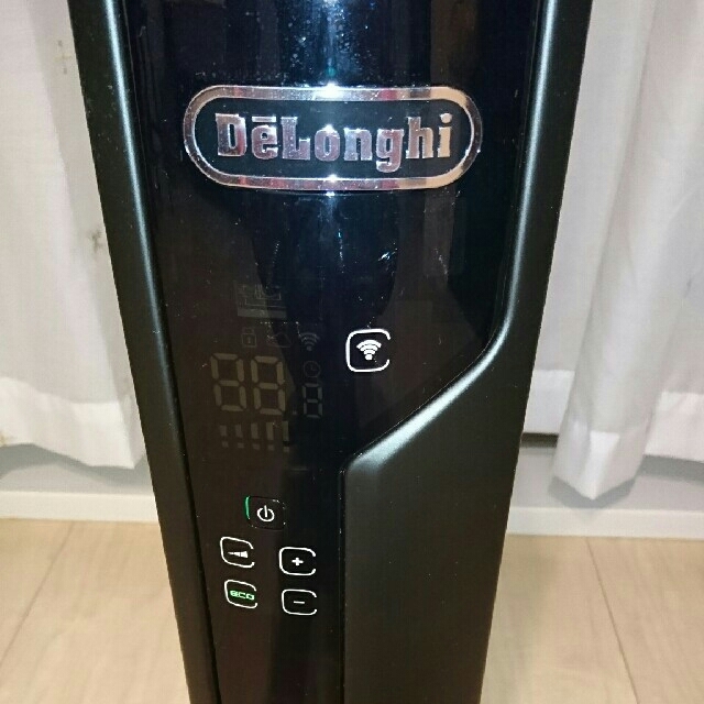 DeLonghi(デロンギ)の【とも様専用】デロンギ マルチダイナミックヒーター Wi-Fiモデル スマホ/家電/カメラの冷暖房/空調(オイルヒーター)の商品写真