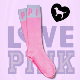 ヴィクトリアズシークレット(Victoria's Secret)のPINK ニーソックス(ソックス)