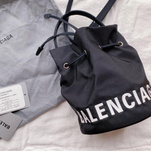 BALENCIAGA BAG - 【新品未使用】バレンシアガ　バケットバッグ
