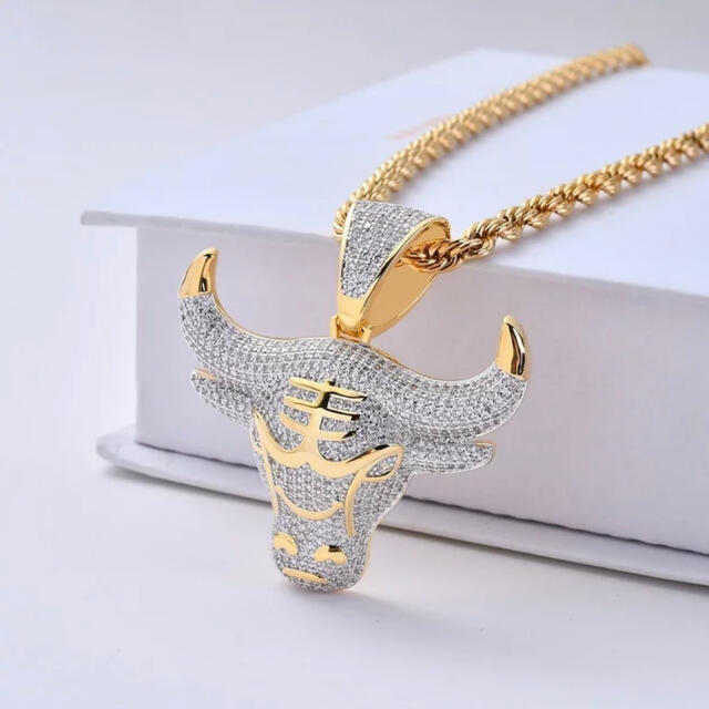 【大人気】ネックレス シカゴ ブルズ  ゴールド　bulls メンズのアクセサリー(ネックレス)の商品写真