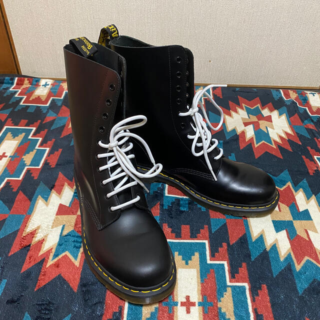 Dr. martens 10ホールブーツ