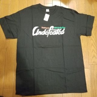 アンディフィーテッド(UNDEFEATED)のLサイズ UNDEFEATED TEE Tシャツ(Tシャツ/カットソー(半袖/袖なし))