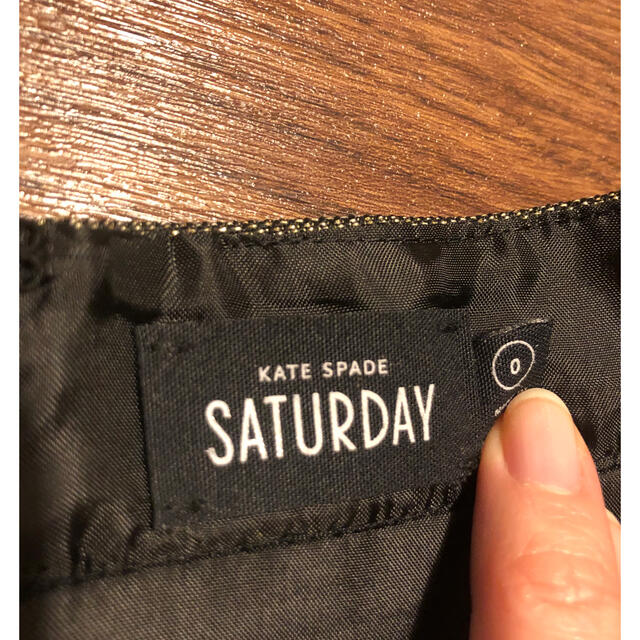 KATE SPADE SATURDAY(ケイトスペードサタデー)のケイトスペイドサタデー　ミニスカート　ラメ レディースのスカート(ひざ丈スカート)の商品写真