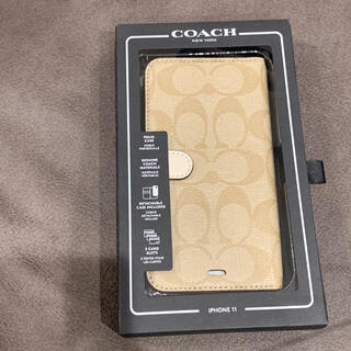 コーチ(COACH)のコーチ　coach iPhone11 ケース　手帳型　新品未使用　ベージュ(iPhoneケース)